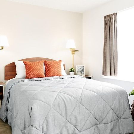 Intown Suites Extended Stay ワーナー・ロビンズ エクステリア 写真